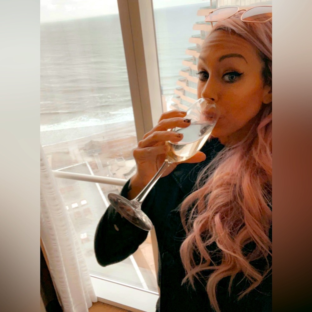 Meet your Posher, Jennifer